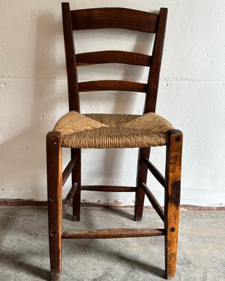Sedia in legno antica