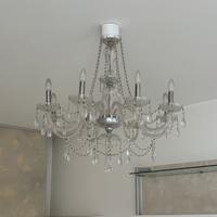 Lampadario in vetro e plexiglass