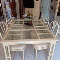 tavolo bianco e cristallo 