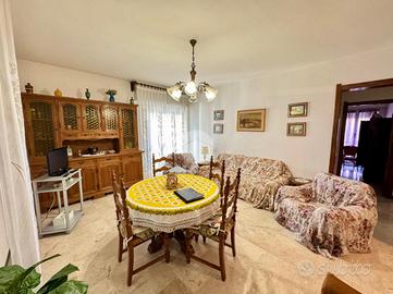 3 LOCALI A SESTRI LEVANTE