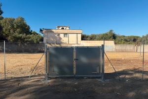 TERRENO RECINTANTO IN VIA CIPRO