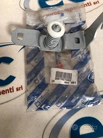 7637032 GANCIO CHIUSURA COFANO FIAT UNO