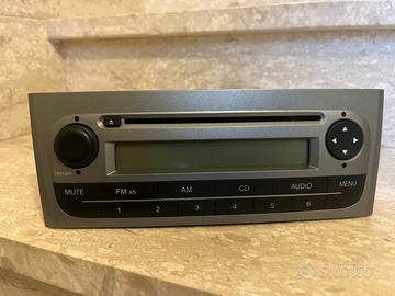 Autoradio di serie Grande Punto