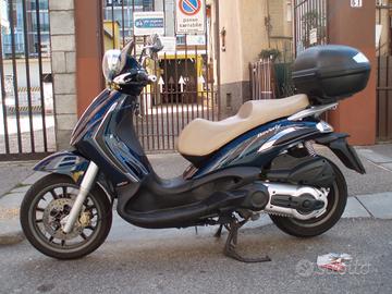 Piaggio Beverly Tourer 400