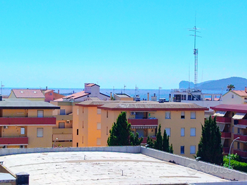 Alghero via Sant'Antioco appart+box terrazz