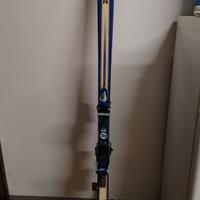 sci + attacchi + bastoncini 