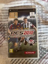 Videogioco PES 2010 per console PSP