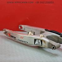 FORCELLONE POSTERIORE YAMAHA YZF 250 2015 2014 YZ