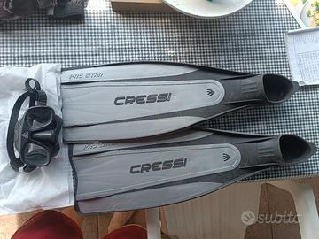 maschera e pinne cressi sub pesca apnea