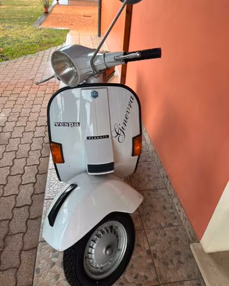 Vespa 125 px
