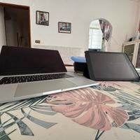 Mac book pro 15 Touchbar + Ipad 9,7 pollici