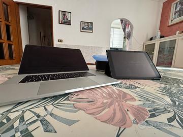 Mac book pro 15 Touchbar + Ipad 9,7 pollici