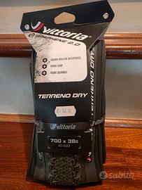 copertone gravel Vittoria Terreno Dry 700x38 