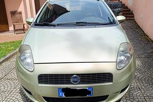 Auto Fiat Grande Punto 