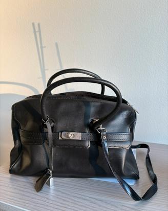 Borsa con tracolla nera