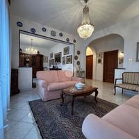 CASA INDIPENDENTE A LA SPEZIA