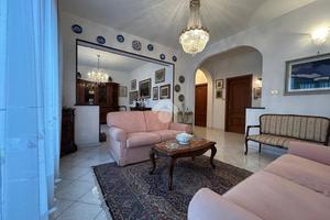 CASA INDIPENDENTE A LA SPEZIA