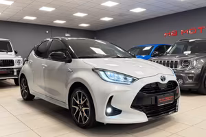 Toyota Yaris 1.5 Hybrid 5 porte GR Sport