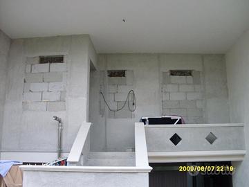 Piano rialzato e garage