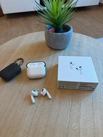 Apple Airpods 3 generazione con ricarica wireless