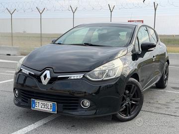 RENAULT CLIO 1.2 BENZINA NEO PATENTATI 2013 12 MES