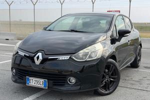 RENAULT CLIO 1.2 BENZINA NEO PATENTATI 2013 12 MES