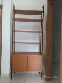 Libreria stile nordico