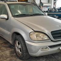 RICAMBI Mercedes ML270 2.7 CDI anno 2005 - CN829