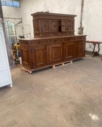 Credenza antica in legno massello con alzata