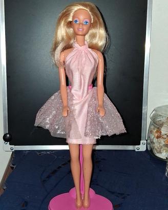 Barbie bionda Fashion Play Promenade Simpatia 1897