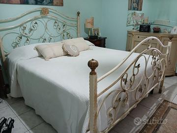 LETTO MATRIMONIALE