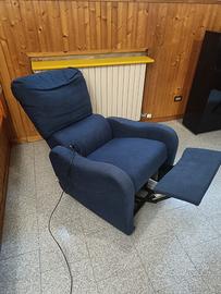 Poltrona alzapersona