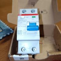 Interruttore Differenziale ABB F202 A-25/0,03 AP-R