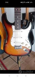 FENDER STRATOCASTER USA