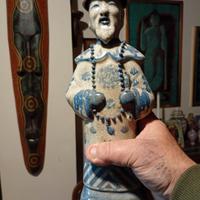 statua ceramica cinese uomo con cappello