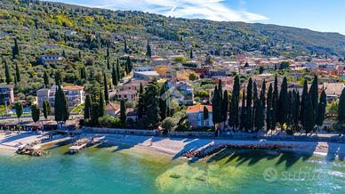 3 LOCALI A TORRI DEL BENACO