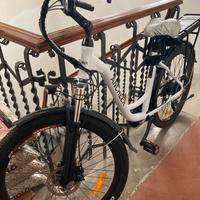 Bici elettrica NUOVA