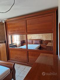 Armadio in legno 