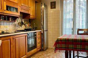 Appartamento di 110 m² con più di 5 locali e box a