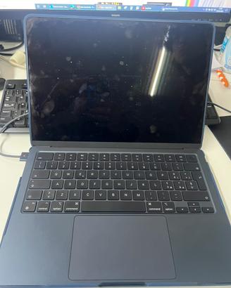Macbook Air M3 2024