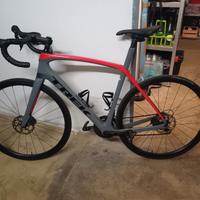 TREK Domane SL4 bici endurance