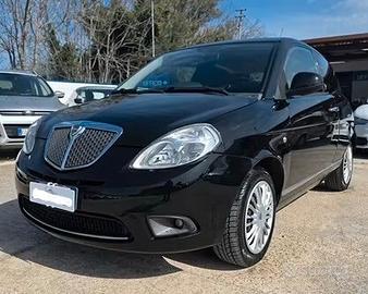 Lancia Ypsilon 1.3 mjt 75 cv