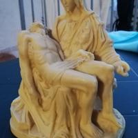 Scultura la pietà di Michelangelo 