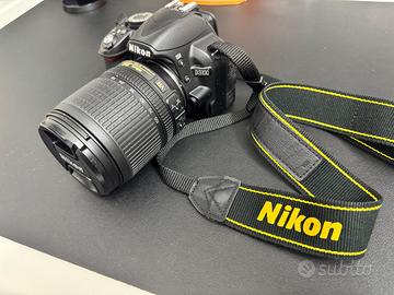 Reflex Nikon D3100 + 18‑105 VR + SD 32GB + Flash