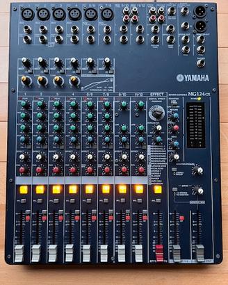 Mixer YAMAHA MG124CX + Borsa originale