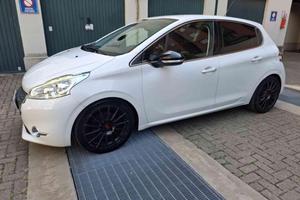 PEUGEOT 208 1.6 VTi 120CV 5p. Allure