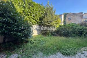 Ampio quadrilocale da ristrutturare con magazzino