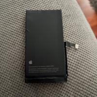 Batteria originale iPhone 15
