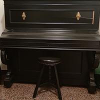 Pianoforte verticale a parete Berden