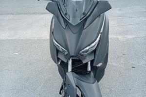 Yamaha X-Max  300